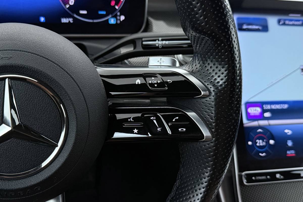 Mercedes-Benz C-Klasse Mercedes-Benz C-klasse Estate 180 AMG Line | Trekhaak | Burmester | Digital Cockpit | Sportstoelen | CarPlay | Stoelverwarming |