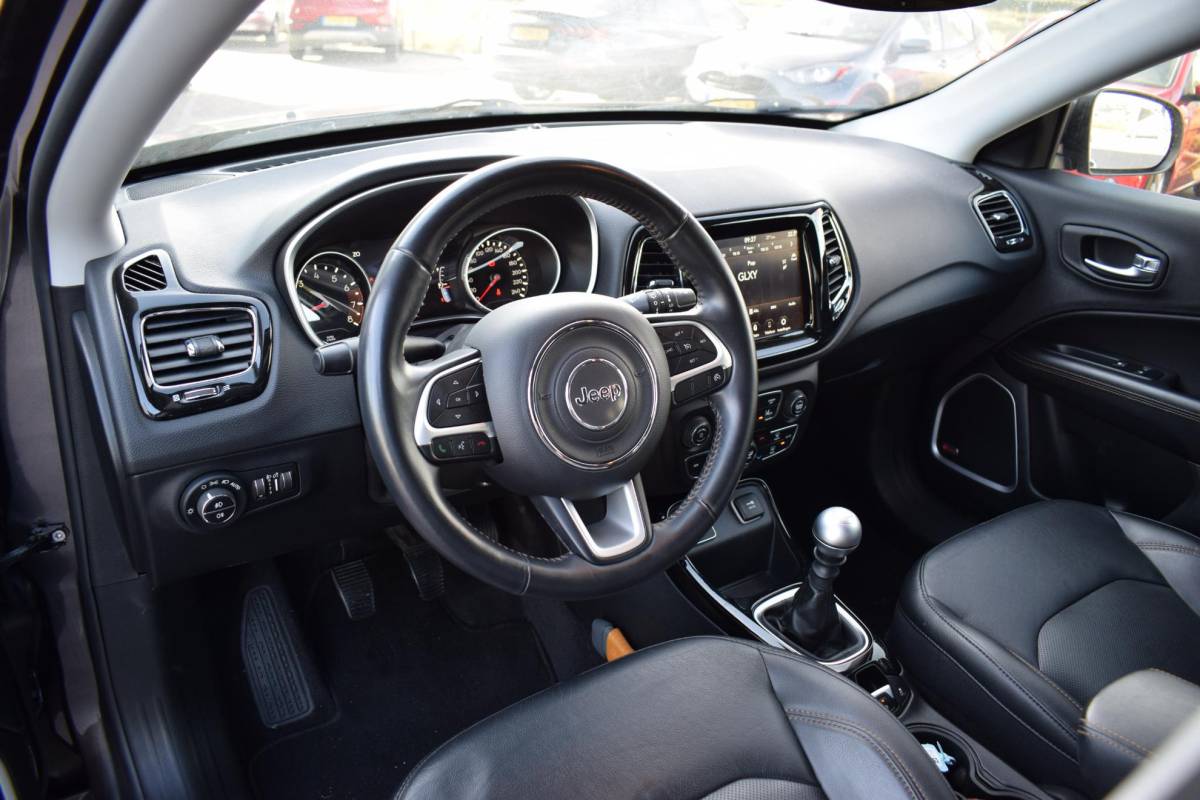 Jeep Compass Jeep Compass 1.4 MultiAir Limited | Trekhaak | Leer | Beats | Memory | Camera