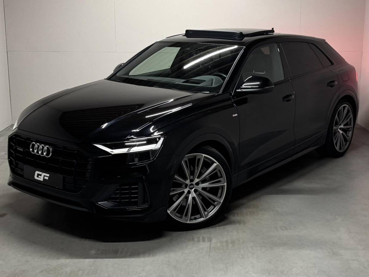 Audi Q8 Audi Q8 55 TFSI e quattro S-line Pano Sfeer Luchtver. Trekh.