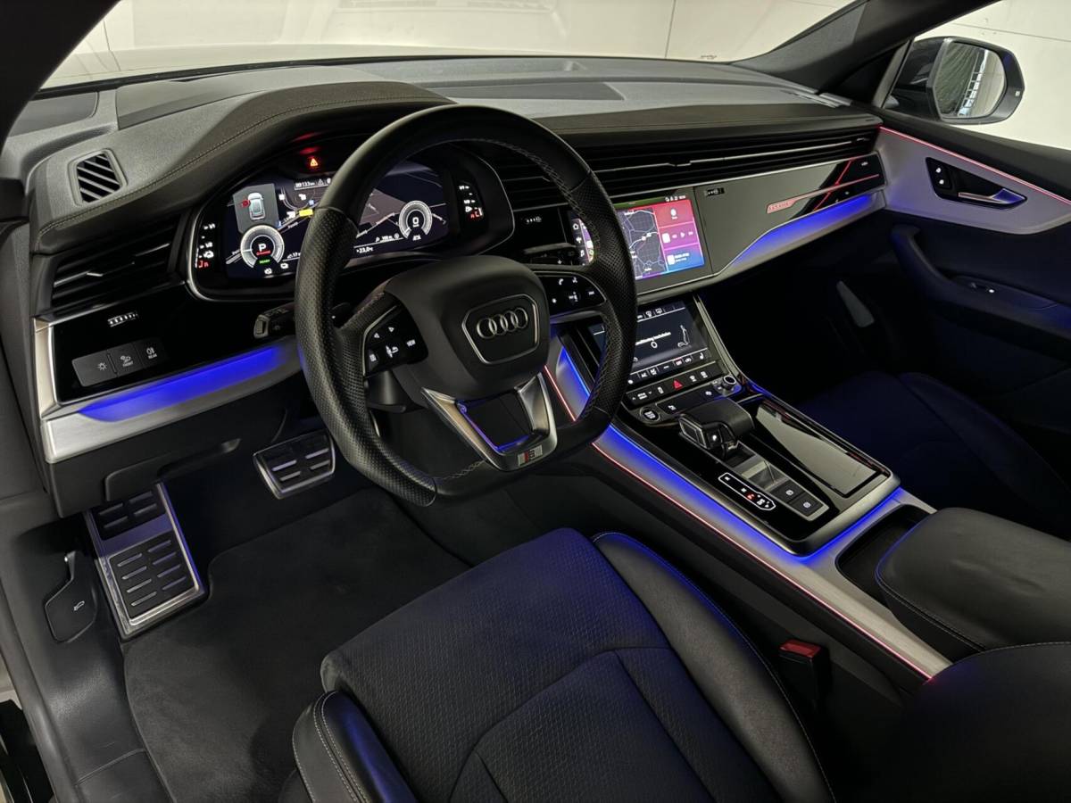 Audi Q8 Audi Q8 55 TFSI e quattro S-line Pano Sfeer Luchtver. Trekh.