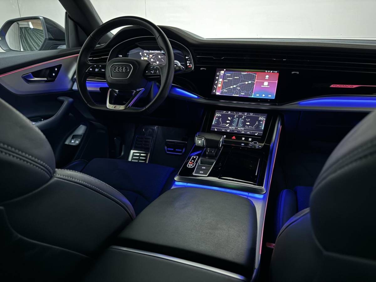 Audi Q8 Audi Q8 55 TFSI e quattro S-line Pano Sfeer Luchtver. Trekh.