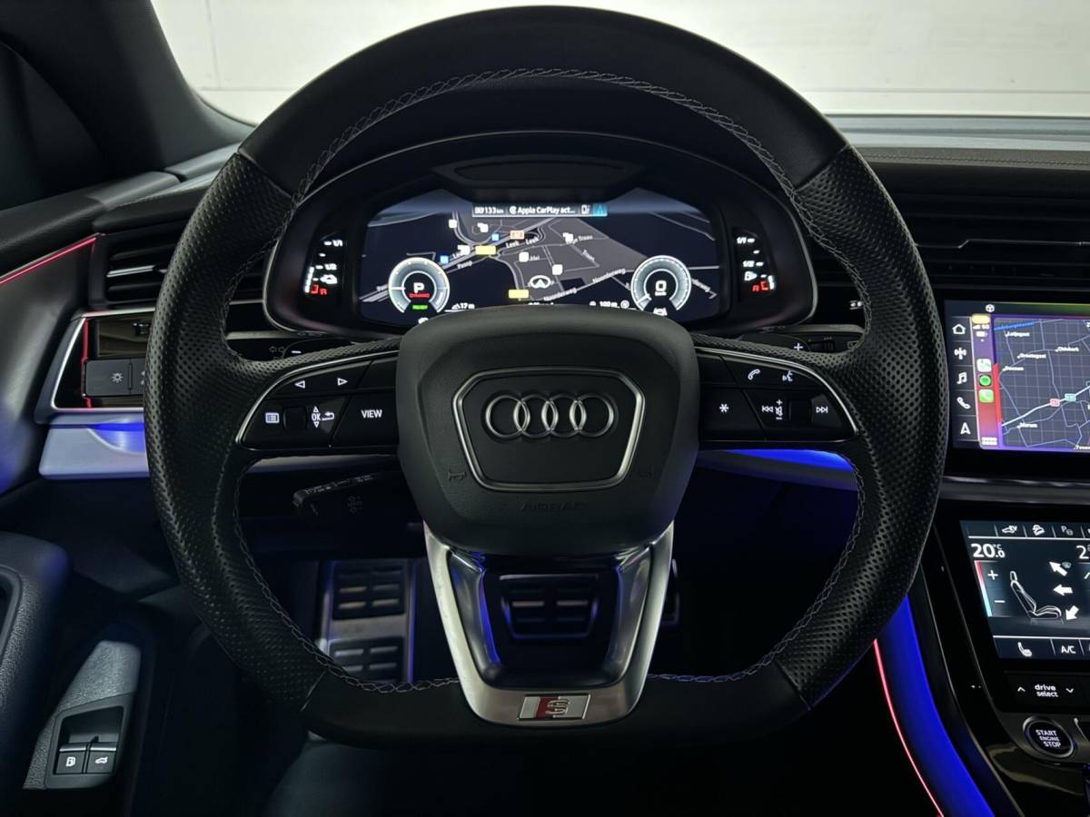 Audi Q8 Audi Q8 55 TFSI e quattro S-line Pano Sfeer Luchtver. Trekh.