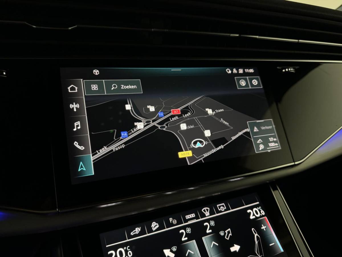 Audi Q8 Audi Q8 55 TFSI e quattro S-line Pano Sfeer Luchtver. Trekh.