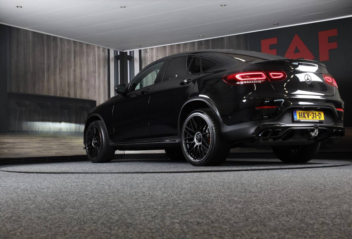 Mercedes-Benz GLC Mercedes-Benz GLC-klasse Coupé 300e 4MATIC AMG 63 Look / Memory / Digital Cockpit / Open Dak / Camera / Acc / Trekhaak / Led