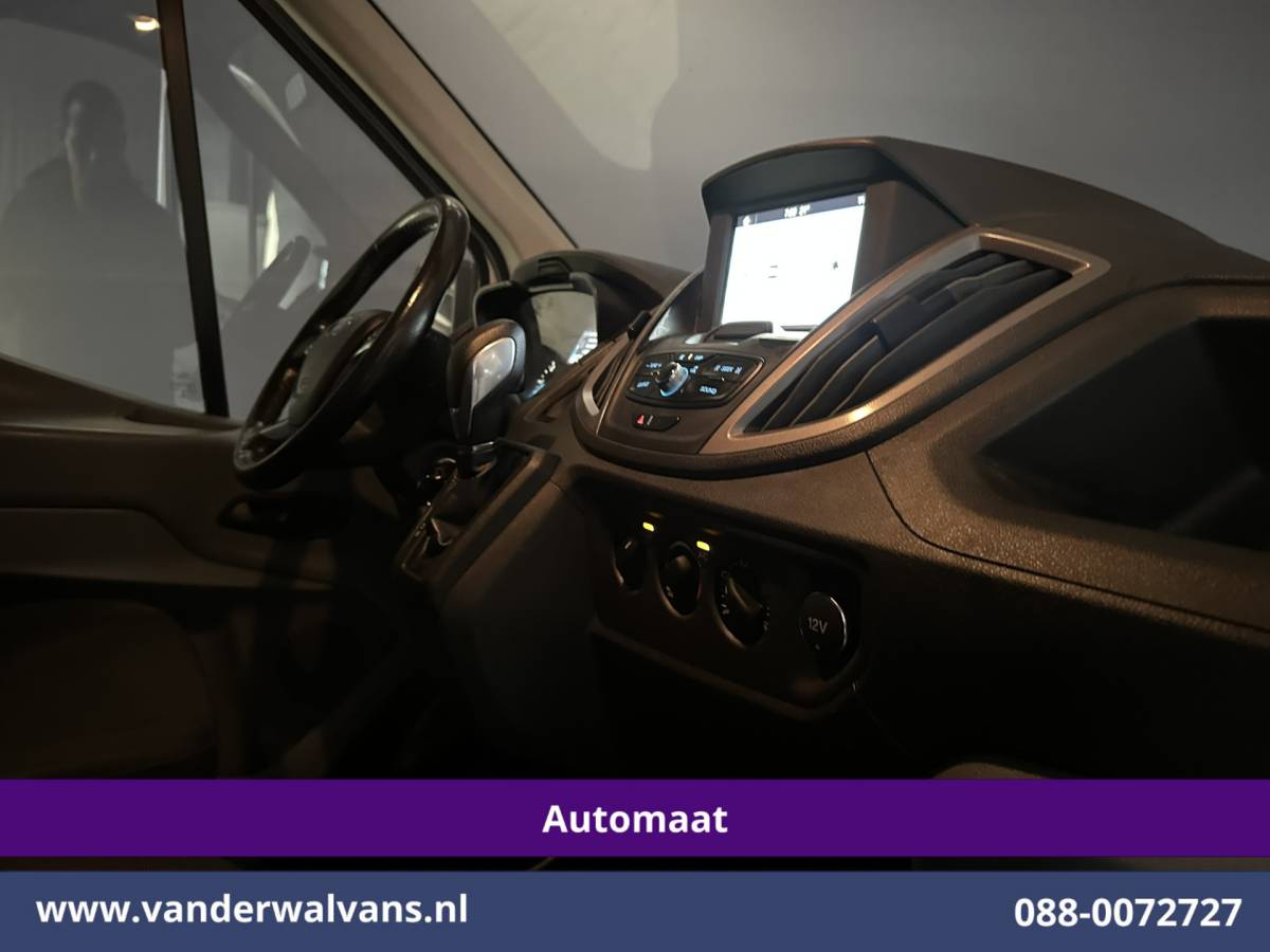 Ford Transit Ford Transit 2.0 TDCI 130pk Automaat L2H2 Inrichting Euro6 Airco | Navigatie | Cruisecontrol Verwarmde voorruit, Parkeersensoren, Bijrijdersbank