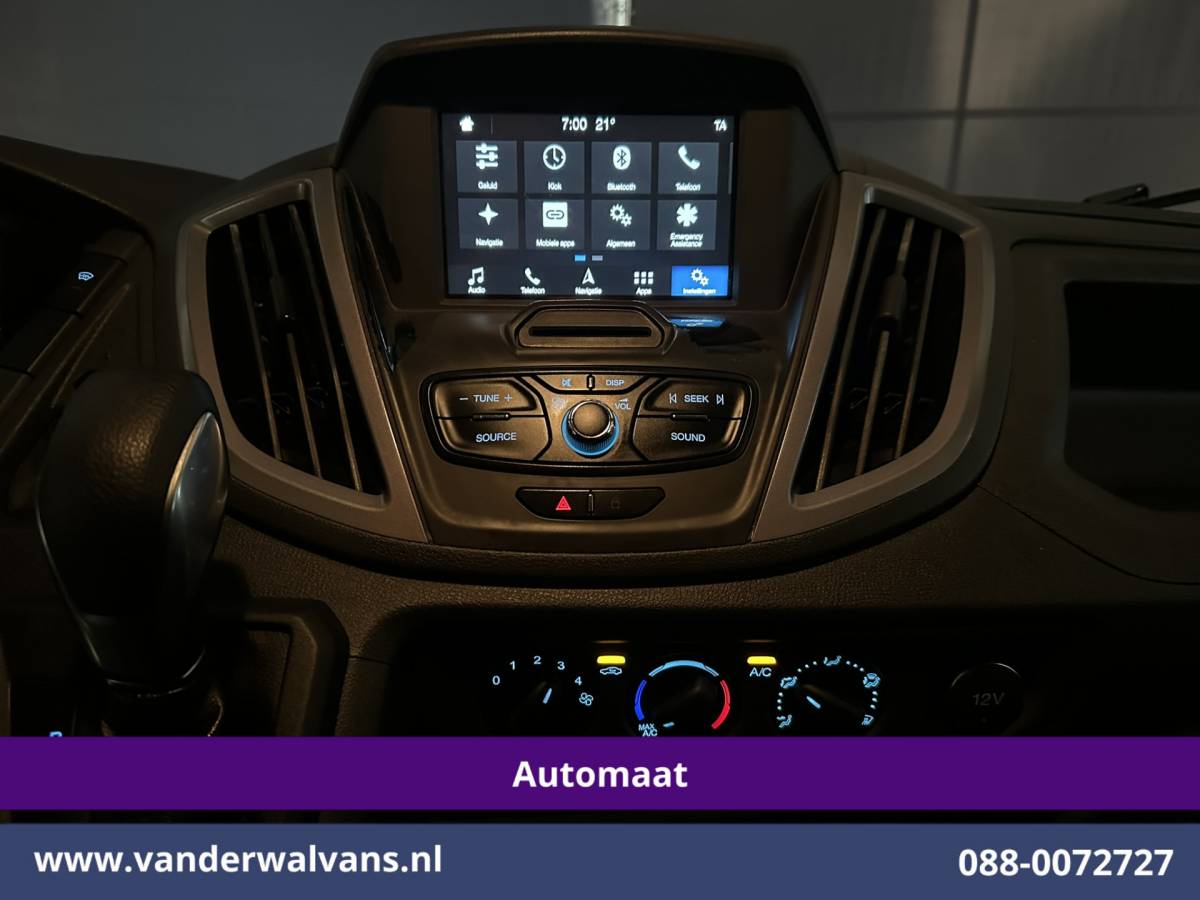 Ford Transit Ford Transit 2.0 TDCI 130pk Automaat L2H2 Inrichting Euro6 Airco | Navigatie | Cruisecontrol Verwarmde voorruit, Parkeersensoren, Bijrijdersbank
