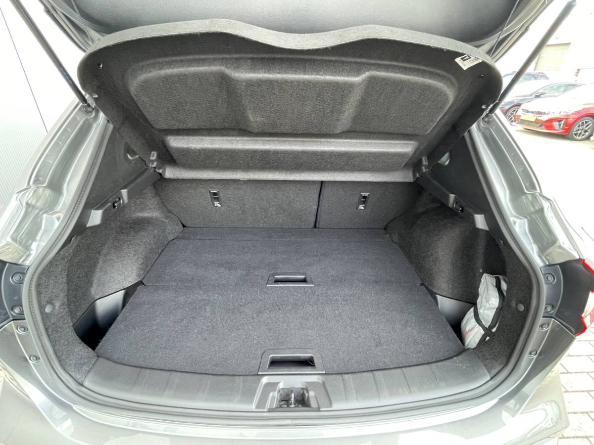 Nissan QASHQAI Nissan Qashqai 1.3 DIG-T 140 Pk Tekna Plus Dynamic Pack Navigatie, Panoramadak, Leder, Adaptive Cruise Control, 19″Lm, LED, 360 Camera, Stoelverwarming