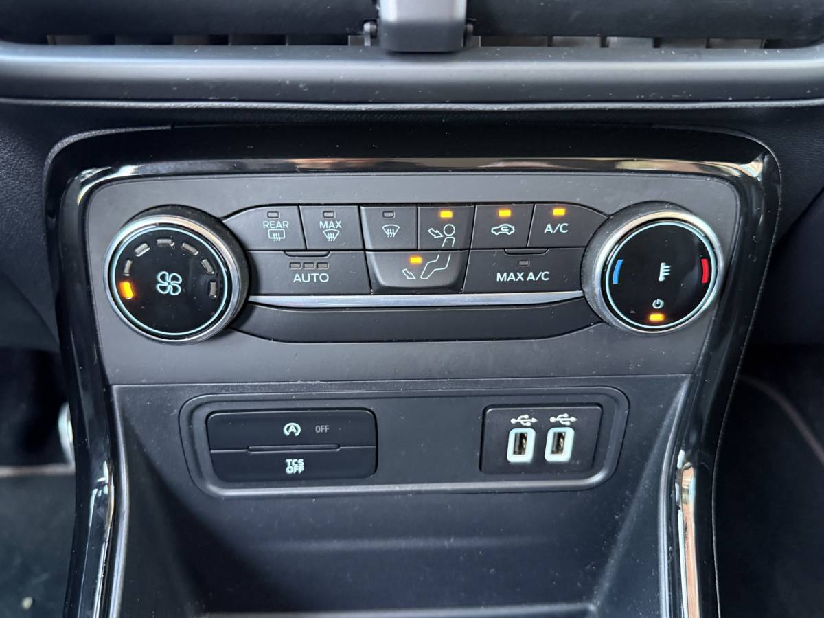 Ford EcoSport Ford EcoSport 1.0 EcoBoost ST-Line ✅ CarPlay / Android Auto ✅ ST-Line ✅ Trekhaak ✅ Cruise