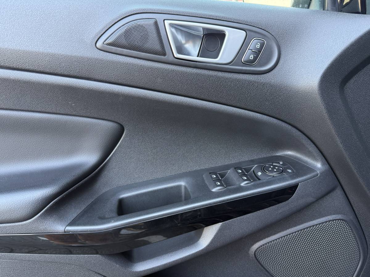 Ford EcoSport Ford EcoSport 1.0 EcoBoost ST-Line ✅ CarPlay / Android Auto ✅ ST-Line ✅ Trekhaak ✅ Cruise