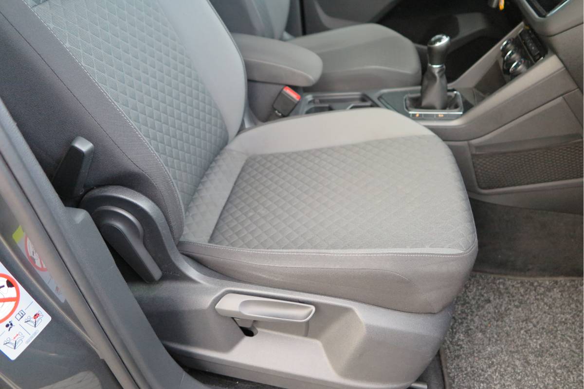 Volkswagen Tiguan Volkswagen Tiguan 1.4 TSI 125pk Comfortline Business ACC, PDC, LMV, Mistlampen, Carplay, Navigatie, DAB+ etc .