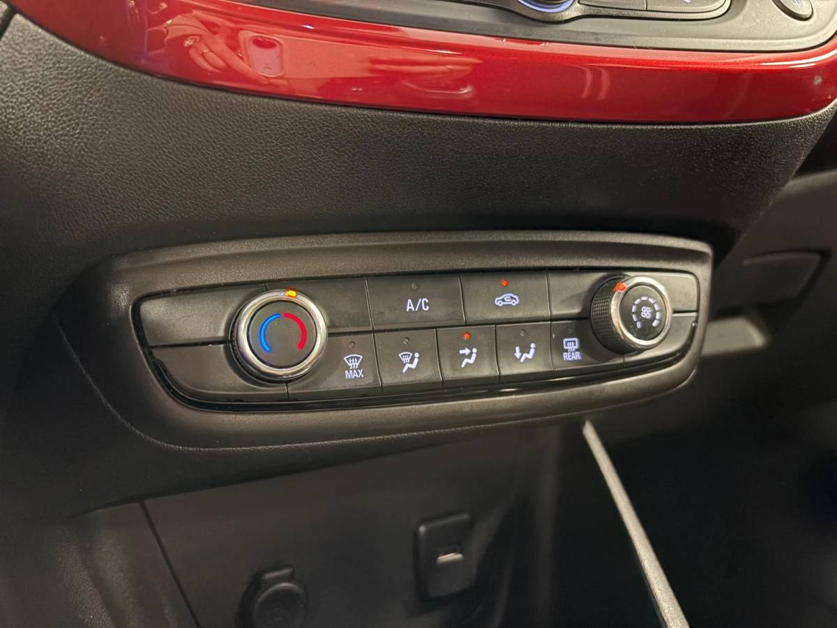 Opel Crossland Opel Crossland 1.2 Turbo GS Line*Cruise-Control*LED*Apple/ Android*PDC*Airco*2-Tone*