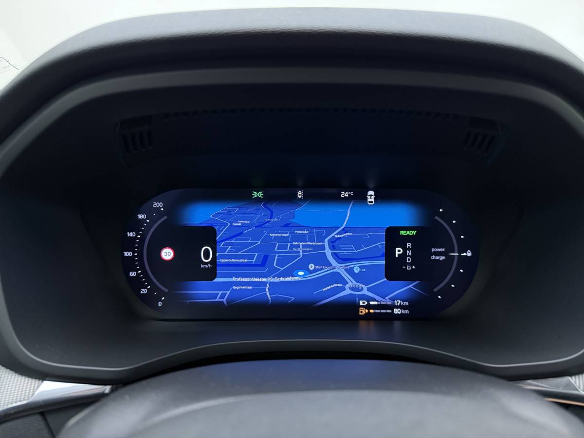 Volvo XC60 Volvo XC60 T8 455pk Plug-in hybrid AWD Plus Bright / Leder / Schuif-kanteldak / 20 inch / Getint glas / Adaptieve cruise / 360 camera.