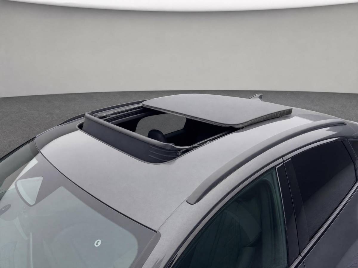 Audi Q6 e-tron Audi Q6 e-tron S edition 306pk performance 100 kWh · Panoramadak · Luchtvering · Trekhaak · 360 Camera · Warmtepomp · Head-Up · Elek. Voorstoelen · 21” Inch · 24-11-2030 of 100.000km