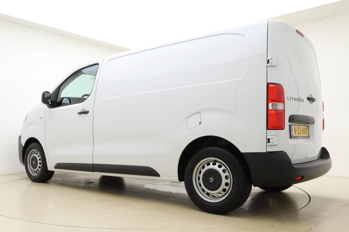 Citroën Jumpy Citroen Jumpy 1.5 BlueHDI 120 S&S L2 | Demo | Navigatie | Camera achter | 3 zitplaatsen | Parkeersensoren achter | Cruise control