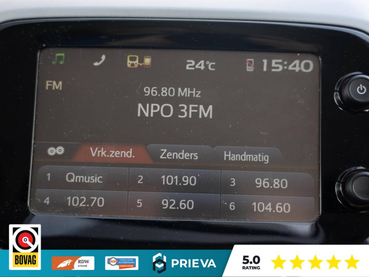 Toyota Aygo Toyota Aygo 1.0 VVT-i x-clusiv | Camera | Climate | 67.009 km