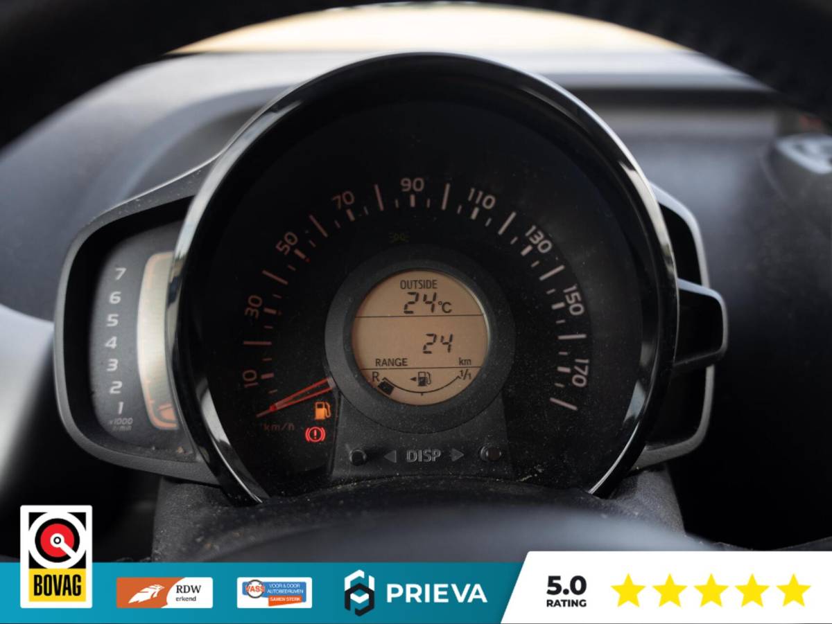 Toyota Aygo Toyota Aygo 1.0 VVT-i x-clusiv | Camera | Climate | 67.009 km