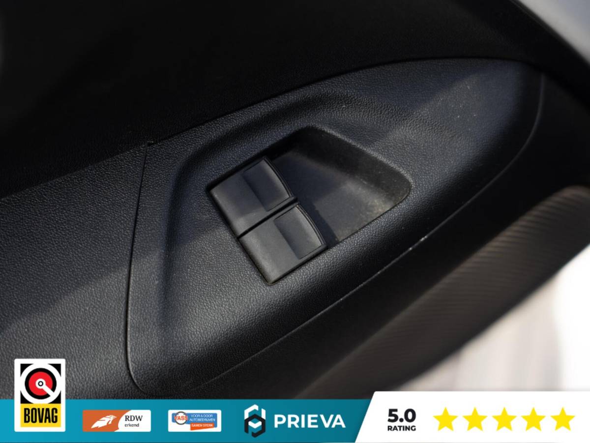 Toyota Aygo Toyota Aygo 1.0 VVT-i x-clusiv | Camera | Climate | 67.009 km