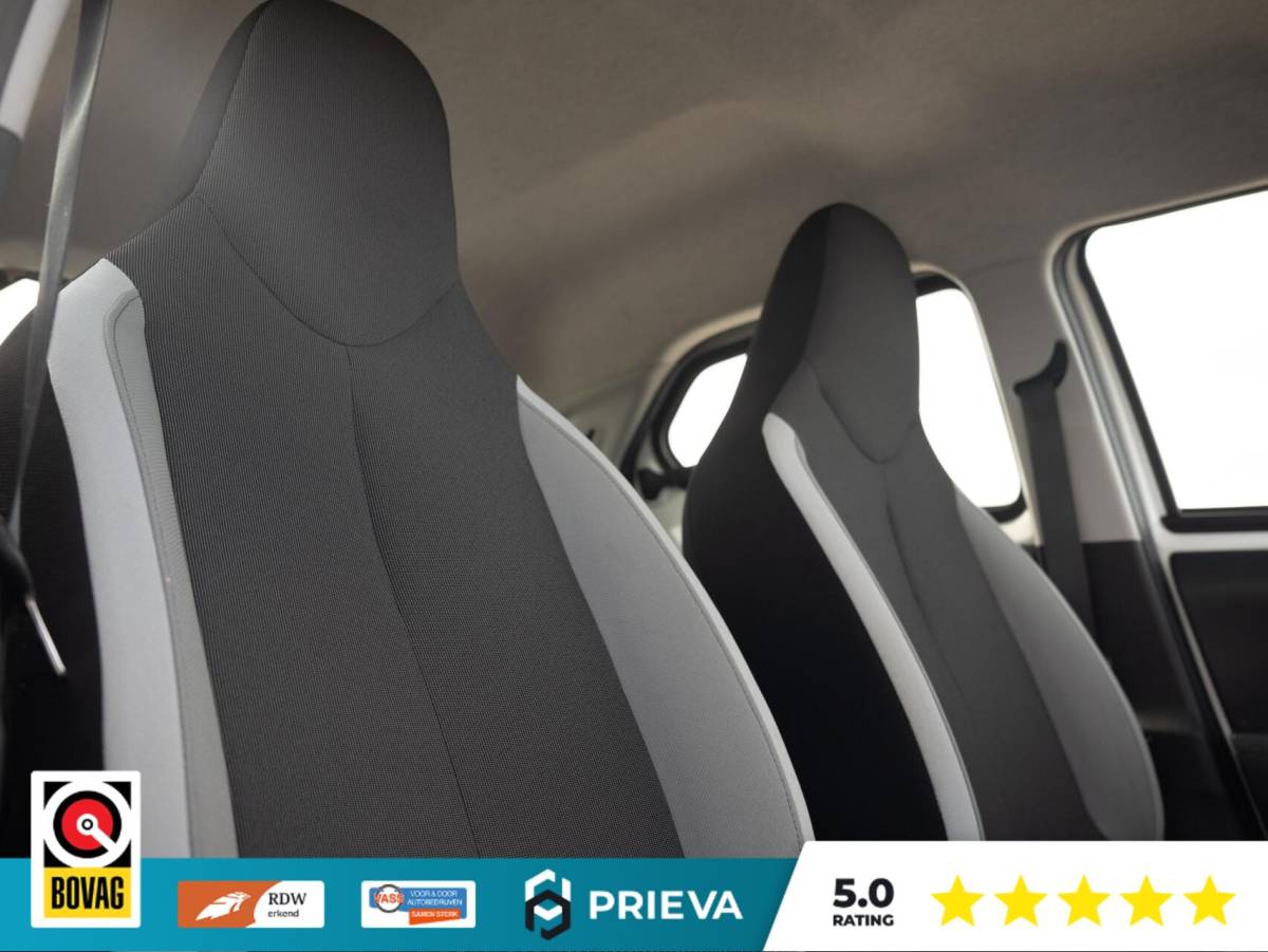 Toyota Aygo Toyota Aygo 1.0 VVT-i x-clusiv | Camera | Climate | 67.009 km