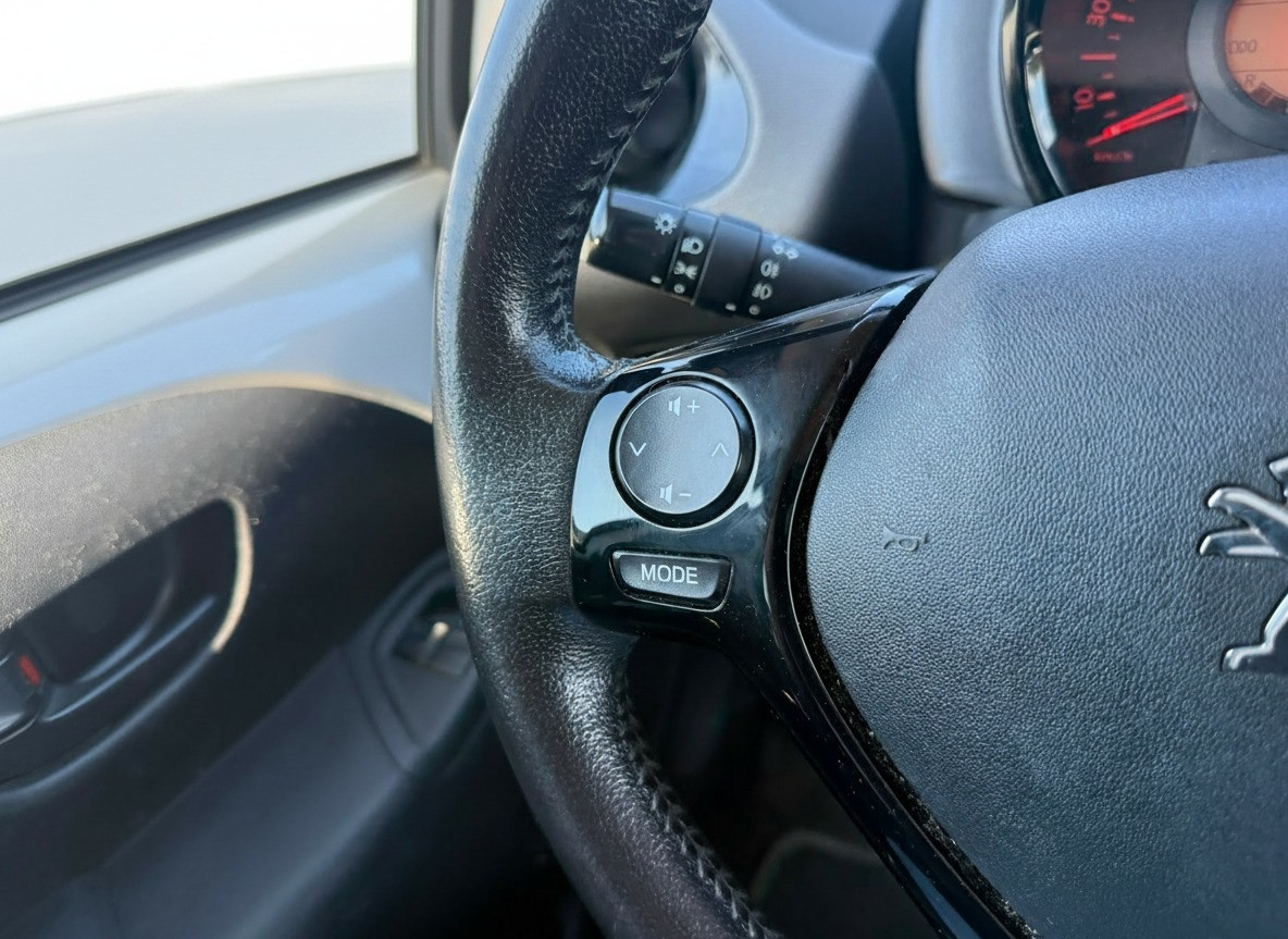 Peugeot 108 Peugeot 108 1.0 e-VTi Style | Bluetooth | Airco
