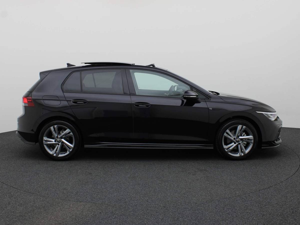 Volkswagen Golf Volkswagen Golf 1.5eTSI/130PK DSG R-Line · Panoramadak · Apple/Android Car Play · Stoel & Stuurverwarming · Navigatie