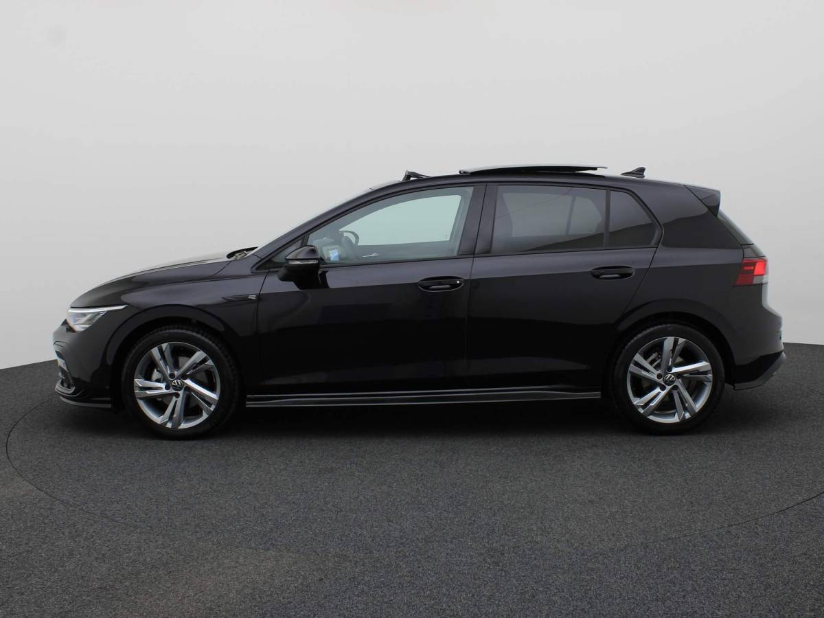 Volkswagen Golf Volkswagen Golf 1.5eTSI/130PK DSG R-Line · Panoramadak · Apple/Android Car Play · Stoel & Stuurverwarming · Navigatie