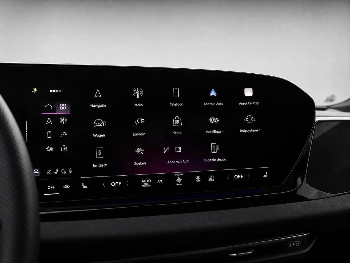 Audi A6 Audi A6 Avant 2.0 367pk e-hybrid Quattro S edition Competition · Wegklapbare Trekhaak · 360 Camera · B&O Audio · Elek. Voorstoel · Head-Up · 20” Inch · Garantie t/m 09-07-2030 of 100.000km