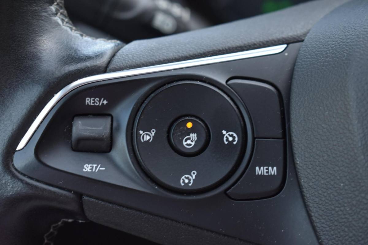 Opel Grandland X Opel Grandland X 1.2 Turbo Innovation | Leder | Memory | 100% Onderhouden |