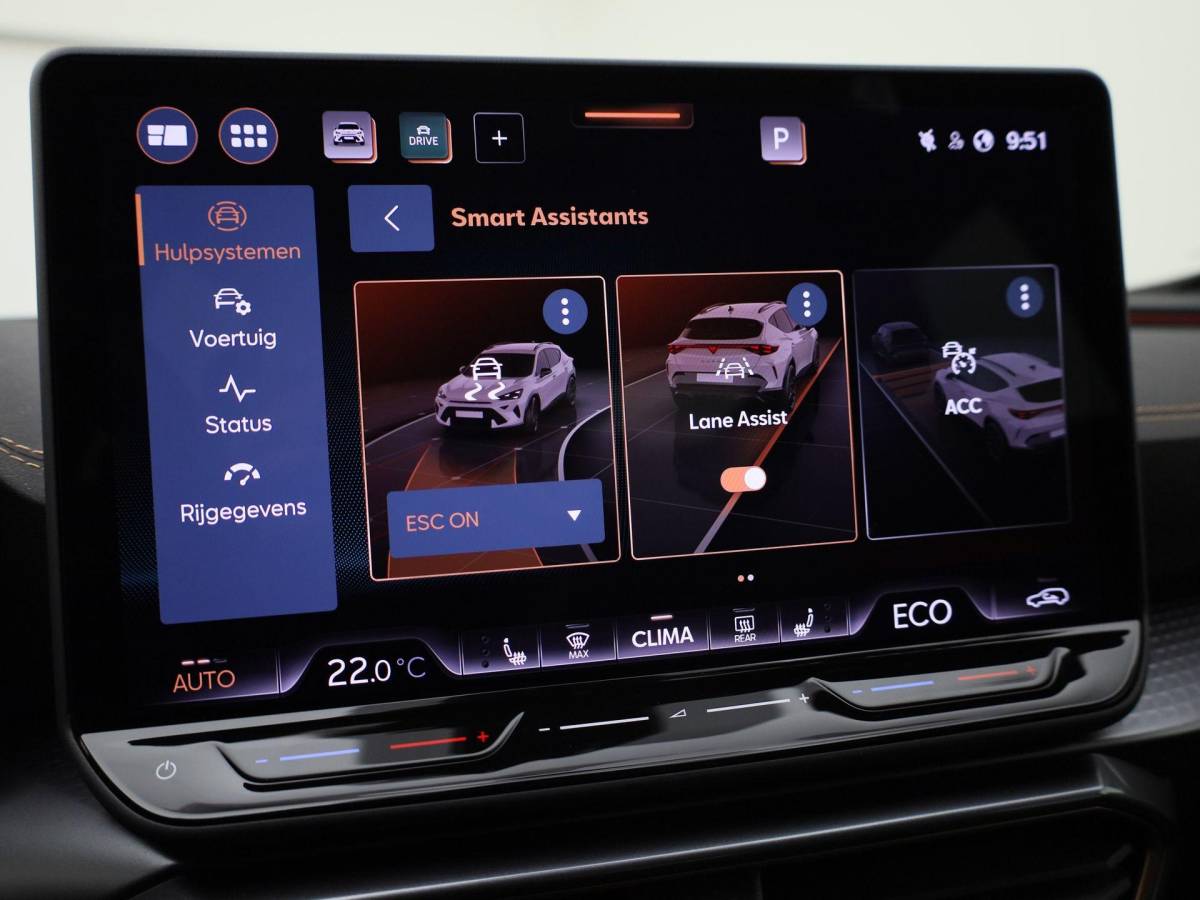 CUPRA Formentor CUPRA Formentor 1.5 e-Hybrid 272PK VZ DSG · Navigatie · Alcantara/Leder · Camera + Parkeersensoren · Garantie t/m 21-08-2027 of 90000km · EXTRA INRUILKORTING ·
