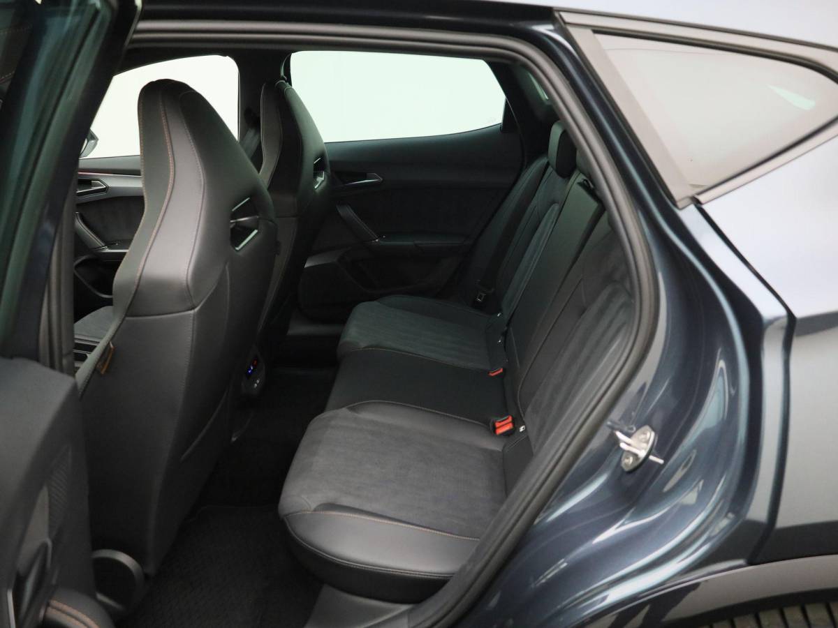 CUPRA Formentor CUPRA Formentor 1.5 e-Hybrid 272PK VZ DSG · Navigatie · Alcantara/Leder · Camera + Parkeersensoren · Garantie t/m 21-08-2027 of 90000km · EXTRA INRUILKORTING ·
