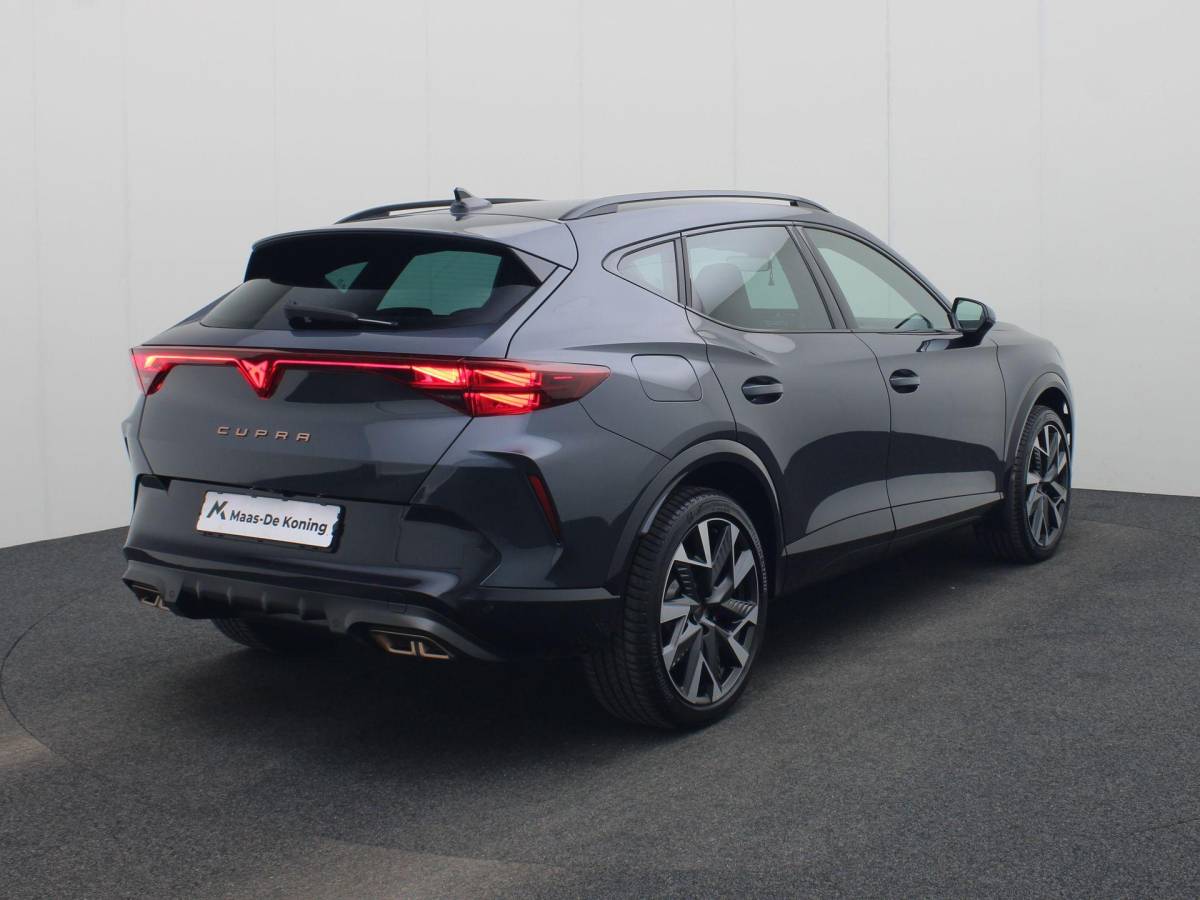 CUPRA Formentor CUPRA Formentor 1.5 e-Hybrid 272PK VZ DSG · Navigatie · Alcantara/Leder · Camera + Parkeersensoren · Garantie t/m 21-08-2027 of 90000km · EXTRA INRUILKORTING ·