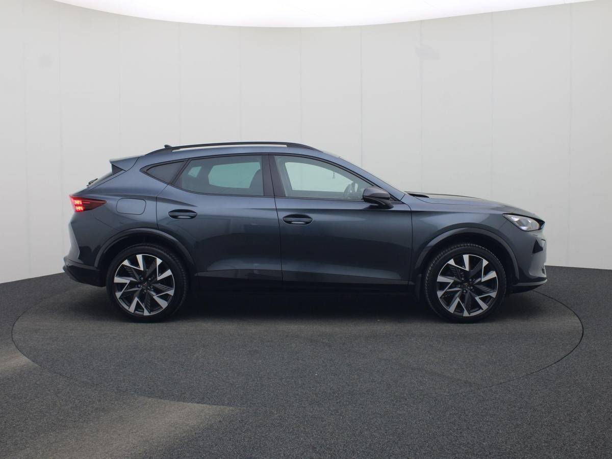 CUPRA Formentor CUPRA Formentor 1.5 e-Hybrid 272PK VZ DSG · Navigatie · Alcantara/Leder · Camera + Parkeersensoren · Garantie t/m 21-08-2027 of 90000km · EXTRA INRUILKORTING ·
