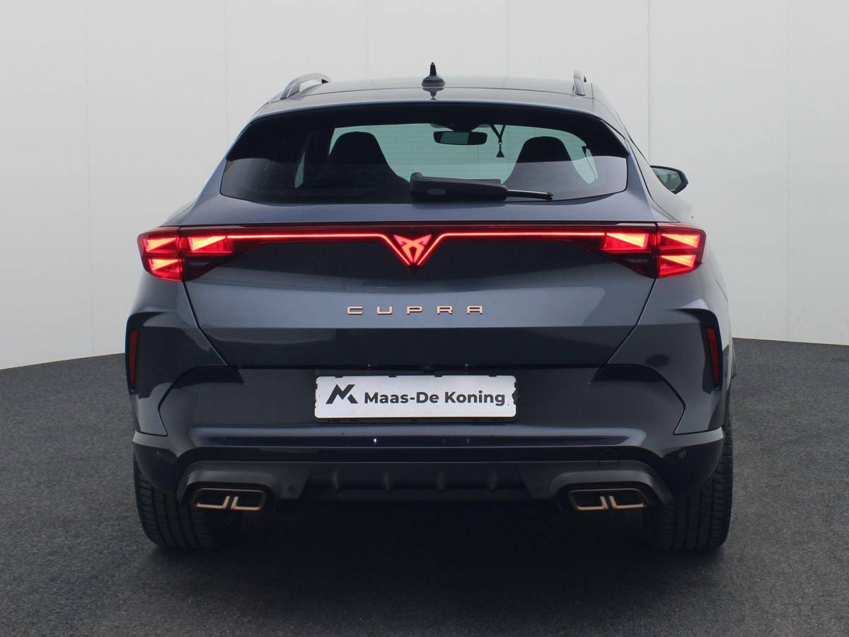 CUPRA Formentor CUPRA Formentor 1.5 e-Hybrid 272PK VZ DSG · Navigatie · Alcantara/Leder · Camera + Parkeersensoren · Garantie t/m 21-08-2027 of 90000km · EXTRA INRUILKORTING ·