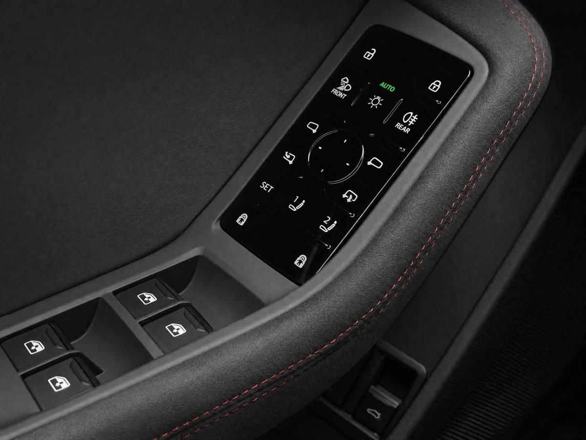 Audi A5 Audi A5 Avant 2.0 367pk S-tronic e-hybrid Quattro S edition · 360 Camera · Head-Up · B&O Audio · Elek. voorstoel · Elek. Achterklep · 19” Inch · Garantie t/m 09-07-2030 of 100.000km