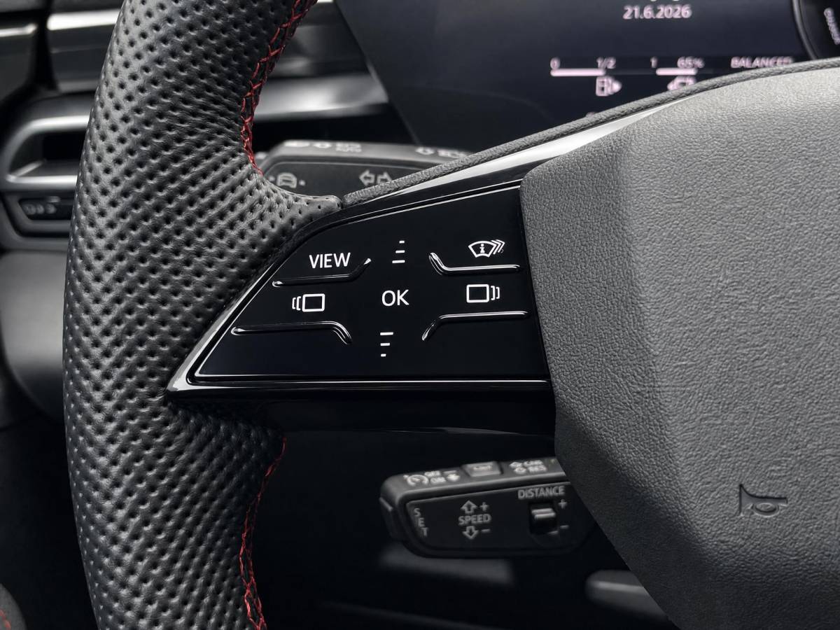 Audi A5 Audi A5 Avant 2.0 367pk S-tronic e-hybrid Quattro S edition · 360 Camera · Head-Up · B&O Audio · Elek. voorstoel · Elek. Achterklep · 19” Inch · Garantie t/m 09-07-2030 of 100.000km