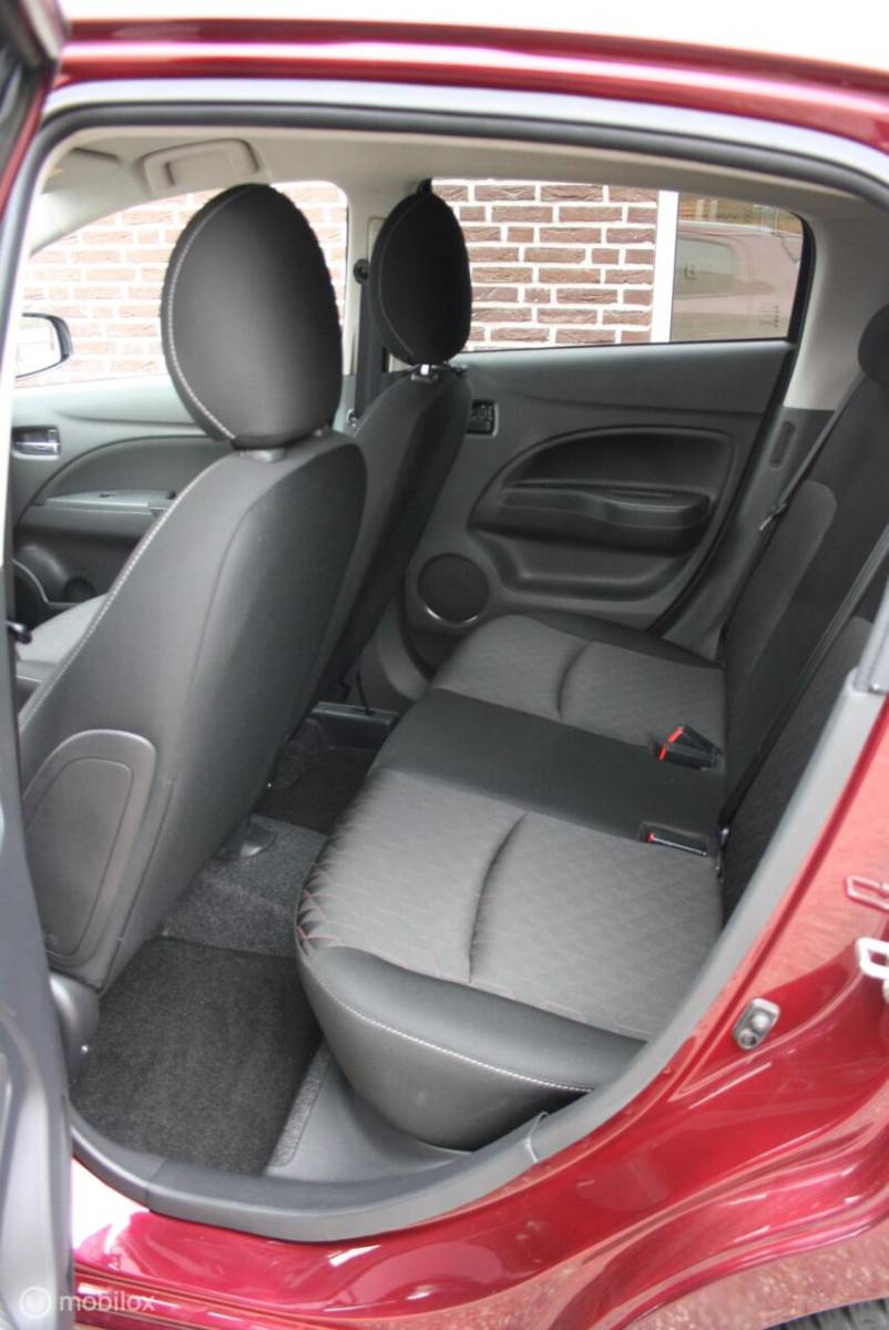 Mitsubishi Space Star Mitsubishi Space Star 1.2, camera, 24.000 km!