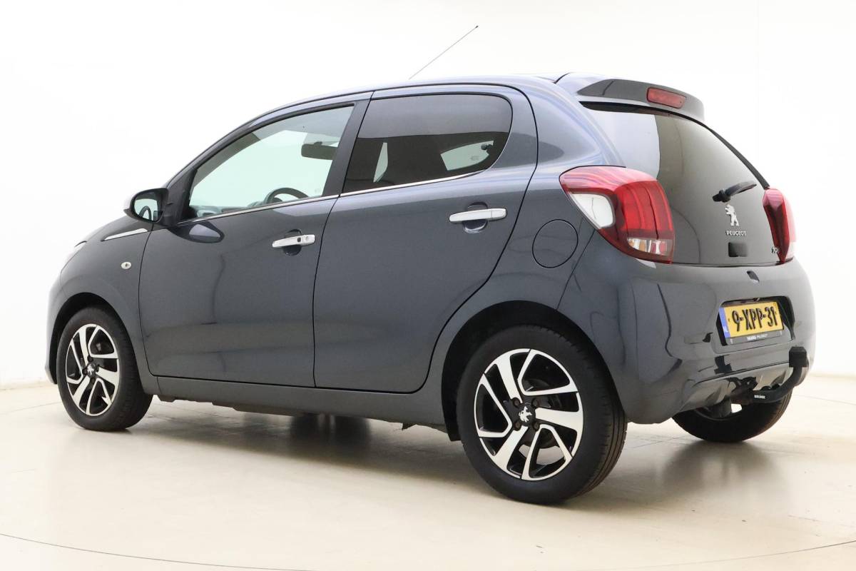 Peugeot 108 Peugeot 108 1.0 e-VTi Première | Trekhaak | Keyless start | Climate control | Lichtmetalen velgen |