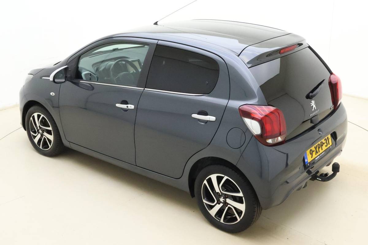 Peugeot 108 Peugeot 108 1.0 e-VTi Première | Trekhaak | Keyless start | Climate control | Lichtmetalen velgen |