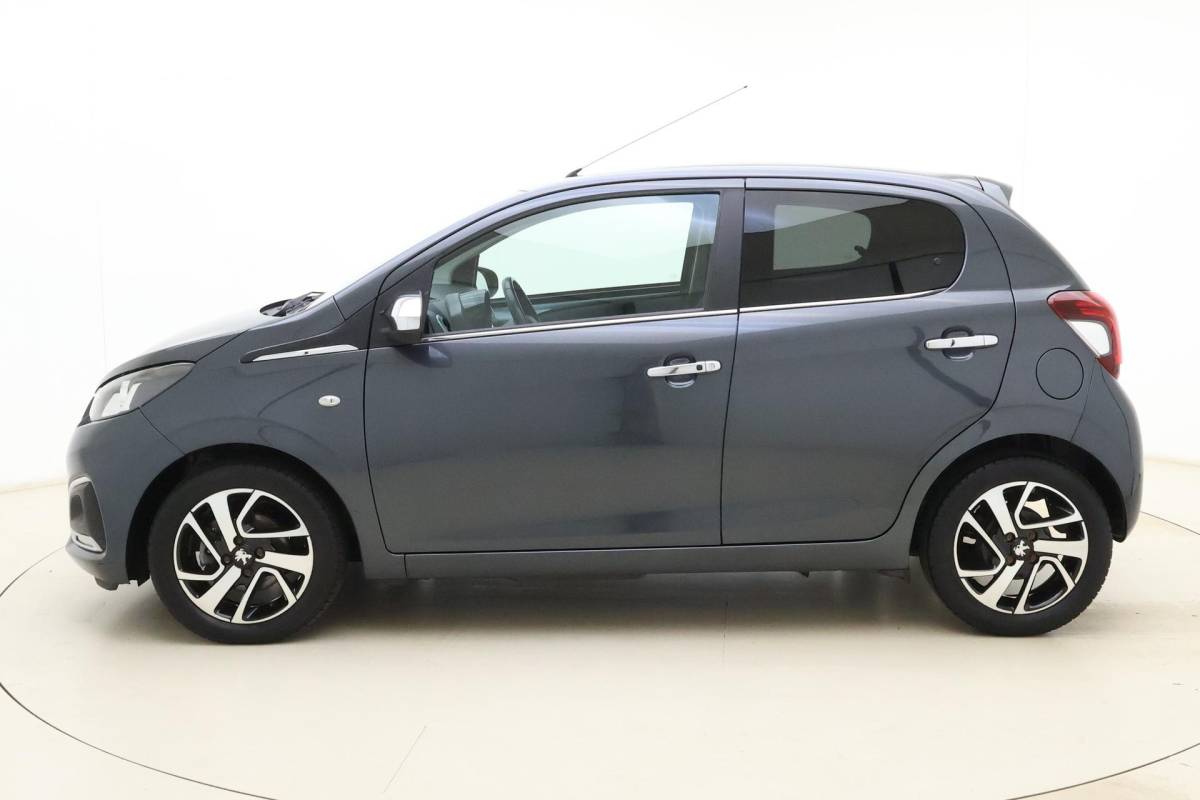Peugeot 108 Peugeot 108 1.0 e-VTi Première | Trekhaak | Keyless start | Climate control | Lichtmetalen velgen |