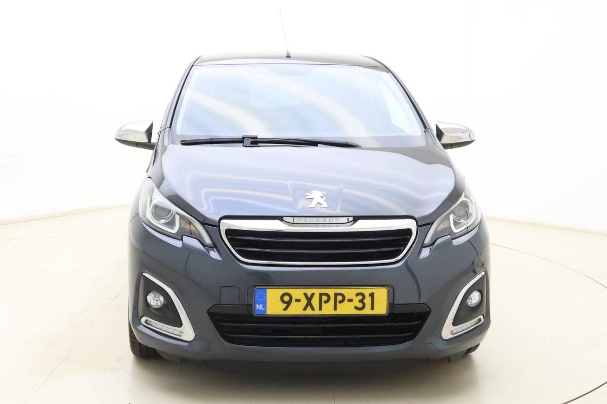 Peugeot 108 Peugeot 108 1.0 e-VTi Première | Trekhaak | Keyless start | Climate control | Lichtmetalen velgen |