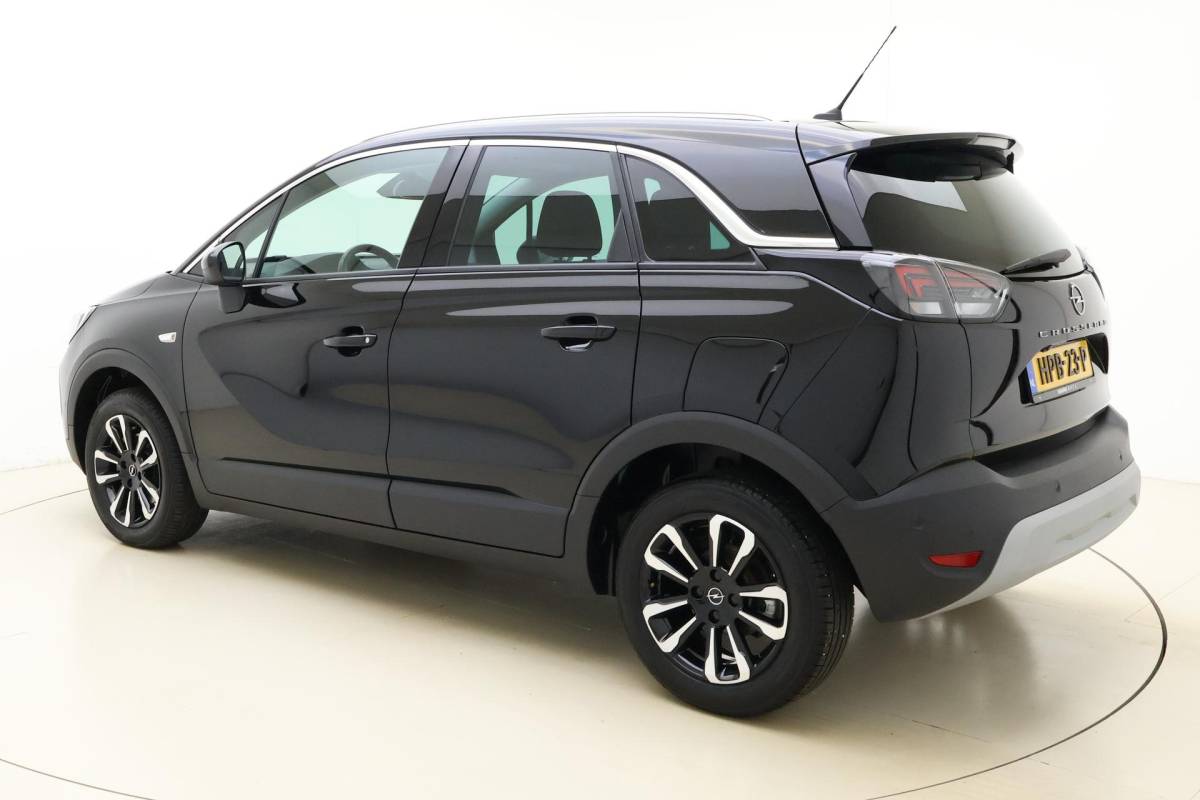 Opel Crossland Opel Crossland 1.2 Turbo 110pk Level 4 | Panoramadak | Navigatie | Camera | Climate control | Parkeersensoren | Lichtmetalen velgen | Getint glas | DAB Radio | Cruise control | Bluetooth