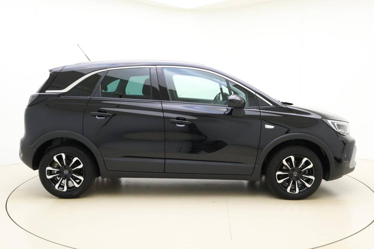 Opel Crossland Opel Crossland 1.2 Turbo 110pk Level 4 | Panoramadak | Navigatie | Camera | Climate control | Parkeersensoren | Lichtmetalen velgen | Getint glas | DAB Radio | Cruise control | Bluetooth