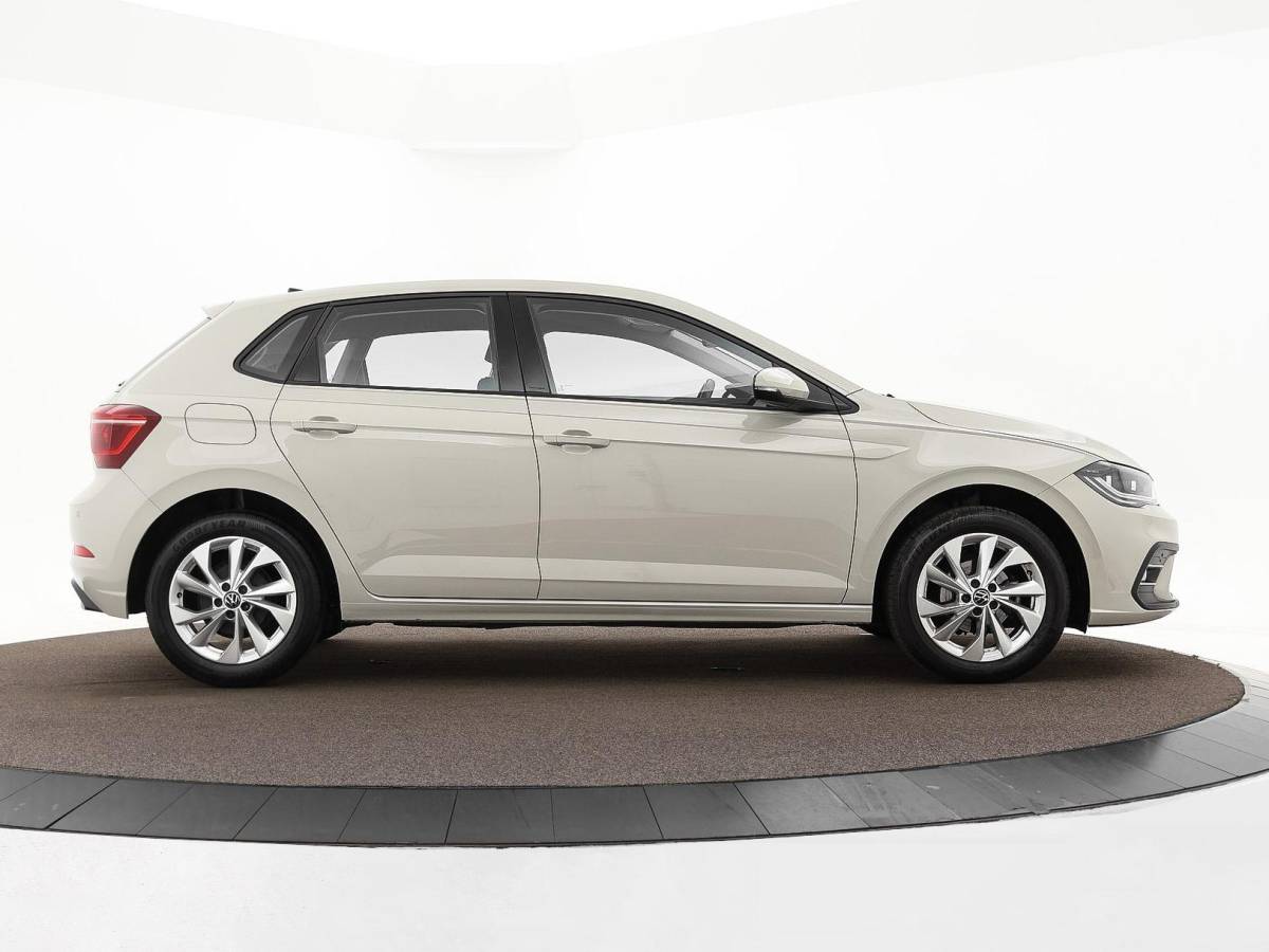 Volkswagen Polo Volkswagen Polo 1.0 TSI 95pk DSG Style · Camera · Matrix LED · Stoelverwarming · P-Sensoren · ACC · Apple/Android Car Play · Garantie t/m 27-12-2026