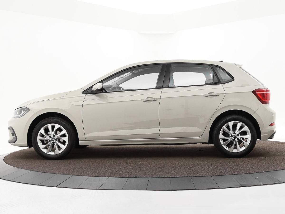 Volkswagen Polo Volkswagen Polo 1.0 TSI 95pk DSG Style · Camera · Matrix LED · Stoelverwarming · P-Sensoren · ACC · Apple/Android Car Play · Garantie t/m 27-12-2026