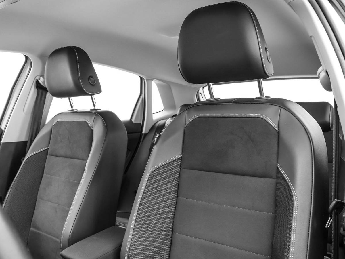 Volkswagen Polo Volkswagen Polo 1.0 TSI 95pk DSG Style · Camera · Matrix LED · Stoelverwarming · P-Sensoren · ACC · Apple/Android Car Play · Garantie t/m 27-12-2026