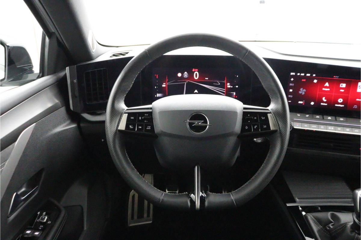 Opel Astra Opel Astra 1.2 GS Line | 360 Cam | LED Plus | Ambilight | Navi | Apple Car Play – RIJKLAAR + BOVAG GARANTIE