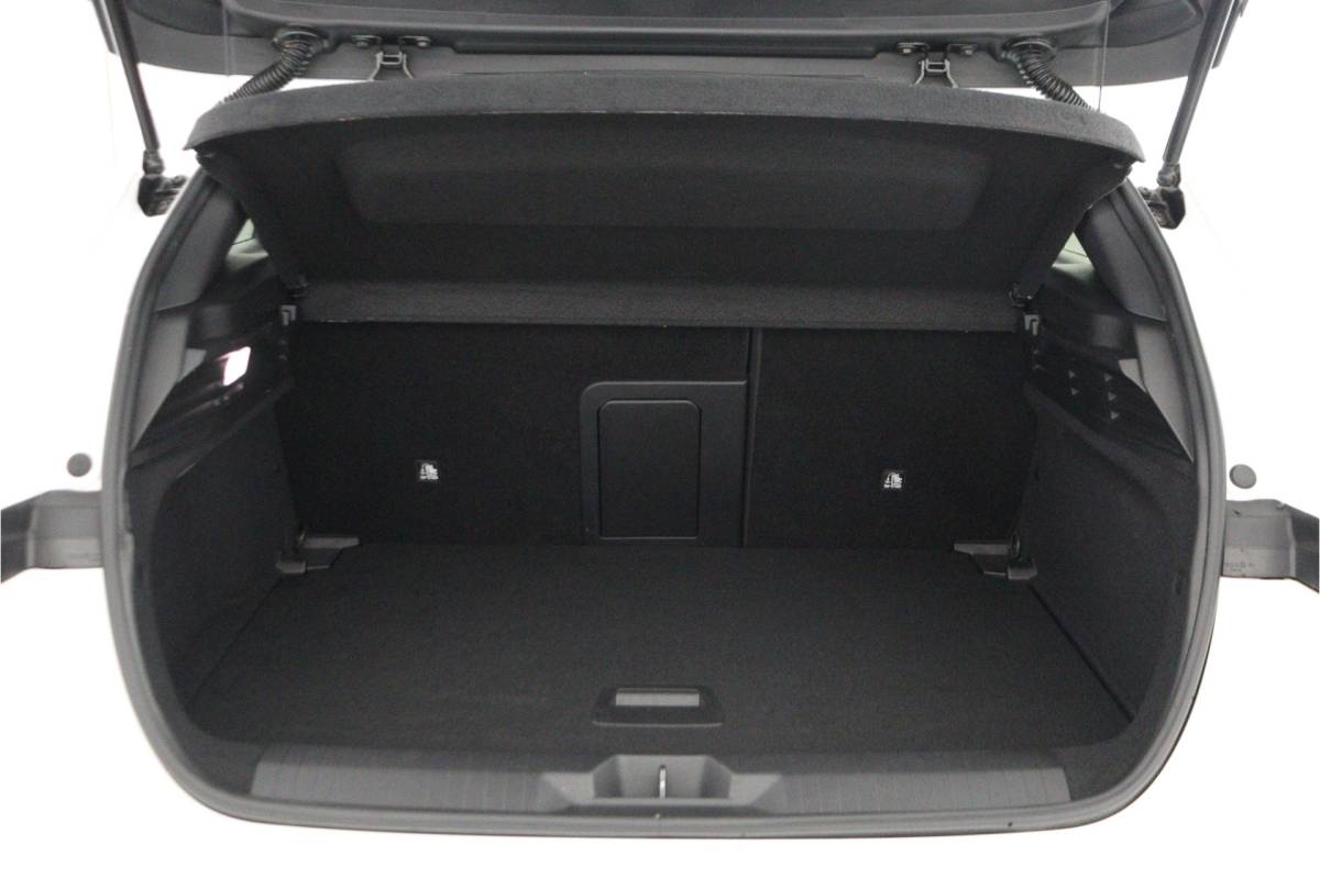 Opel Astra Opel Astra 1.2 GS Line | 360 Cam | LED Plus | Ambilight | Navi | Apple Car Play – RIJKLAAR + BOVAG GARANTIE