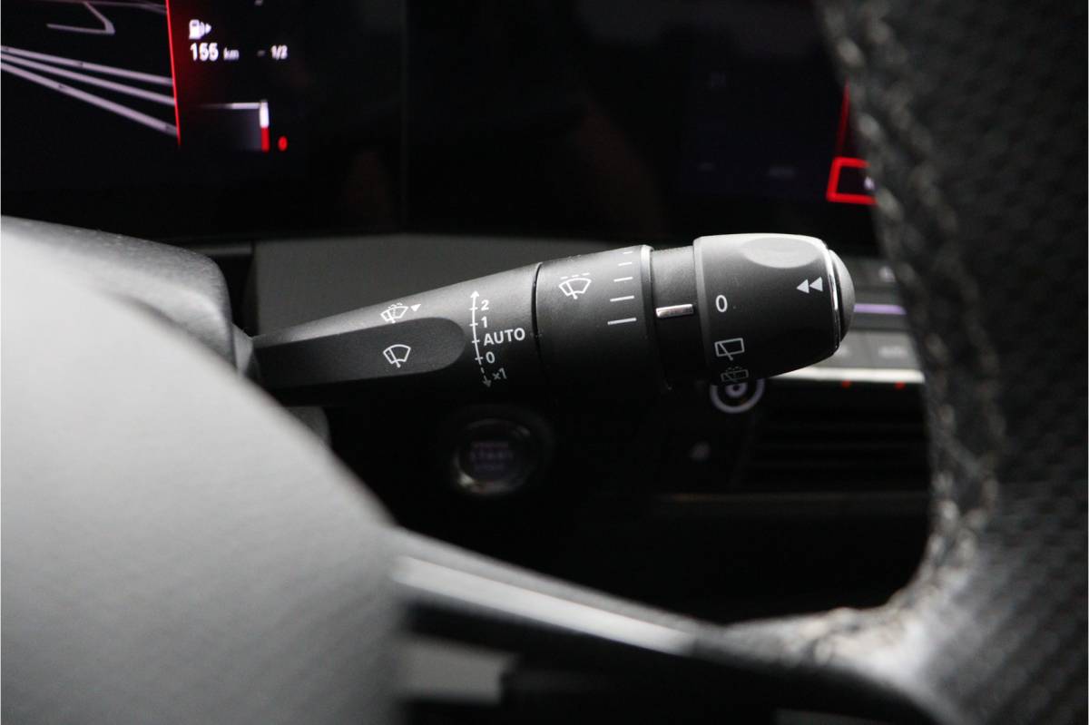 Opel Astra Opel Astra 1.2 GS Line | 360 Cam | LED Plus | Ambilight | Navi | Apple Car Play – RIJKLAAR + BOVAG GARANTIE