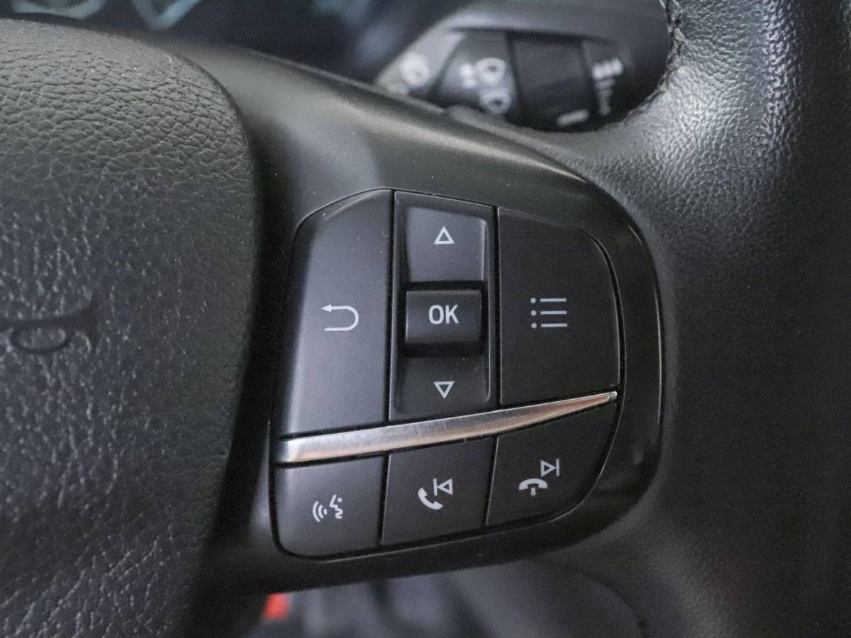 Ford Transit Ford Transit 290 2.0 TDCI L2H2 Trend Airco Navigatie Bluetooth Camera Cruise Control Trekhaak