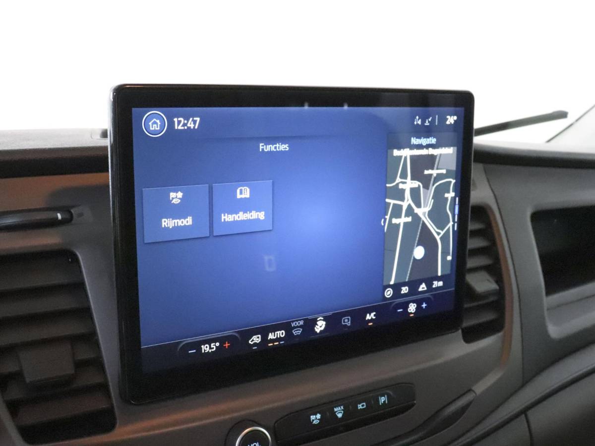 Ford Transit Ford Transit 290 2.0 TDCI L2H2 Trend Airco Navigatie Bluetooth Camera Cruise Control Trekhaak
