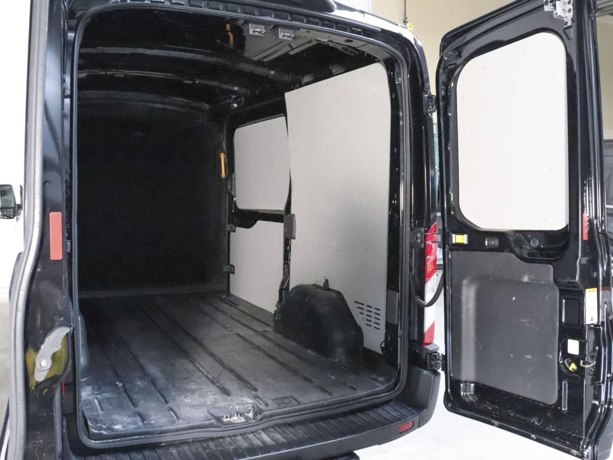 Ford Transit Ford Transit 290 2.0 TDCI L2H2 Trend Airco Navigatie Bluetooth Camera Cruise Control Trekhaak